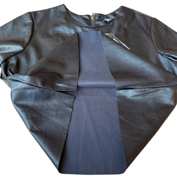 Steve Madden Black Faux Leather Short Sleeve Zipper Top Womens Size S - Picture 3 of 8